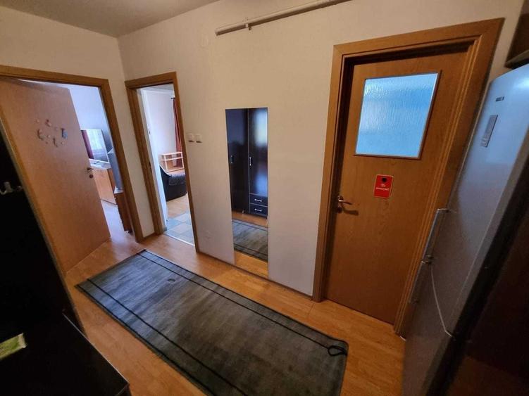 Apartament cu 2 camere semidecomandat în Canta