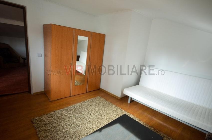 Apartament cu 4 camere decomandat, mobilat în Parcul Carol