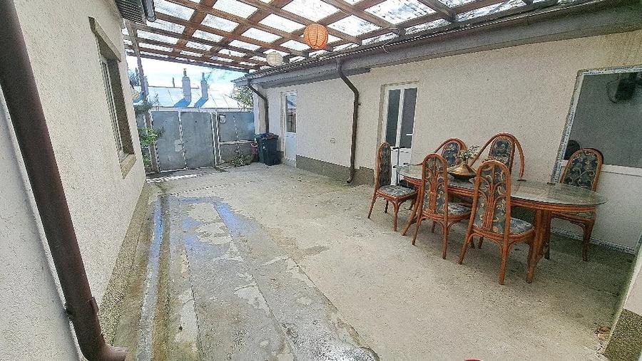 Casă cu 2 camere cu Teren 246 Mp în Pisc