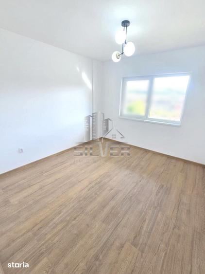 Apartament cu 3 camere în Baciu