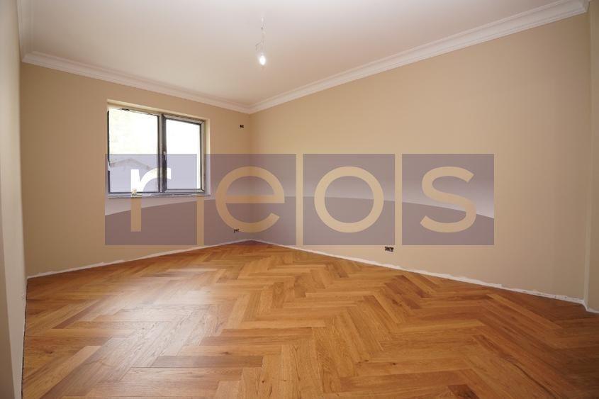 Apartament cu 3 camere decomandat în Aviației