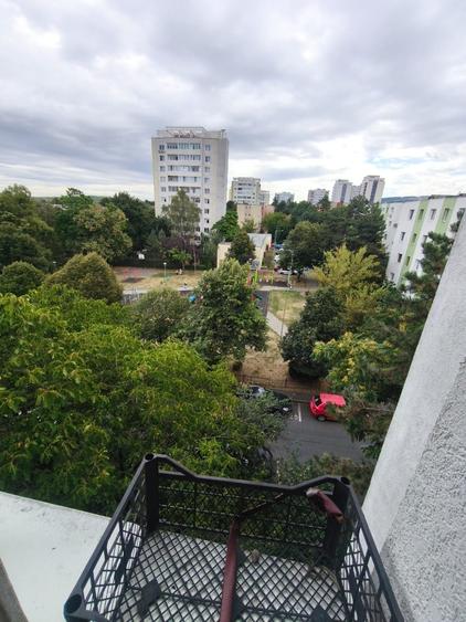 Garsonieră decomandată în Exterior Vest
