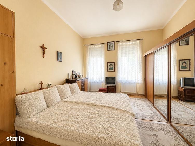 Casă cu 4 camere în Decebal