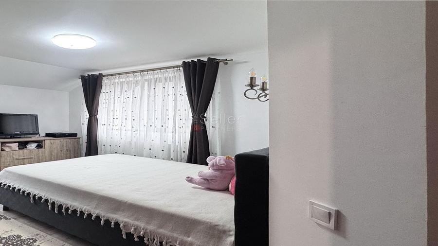 Casă individuală cu 5 camere cu Canalizare în Dâmbul Morii