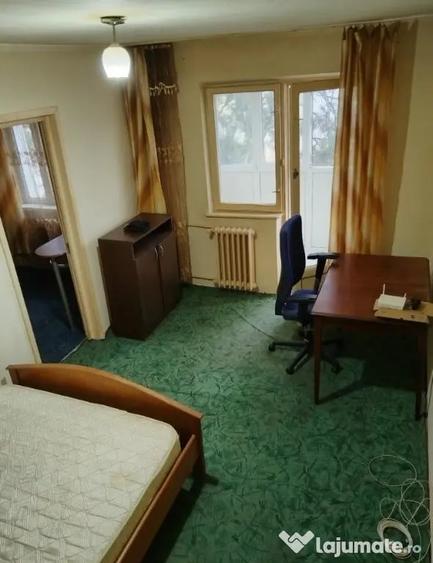 Apartament cu 2 camere nedecomandat în George Enescu