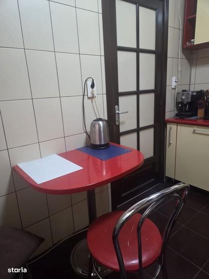 Apartament cu 3 camere în Rahova