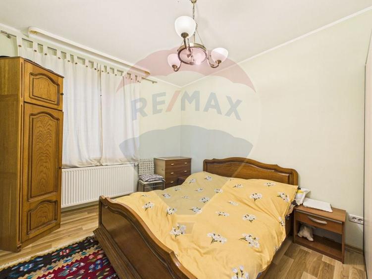 Casă individuală cu 4 camere cu Teren 290 Mp în Găvana Platou