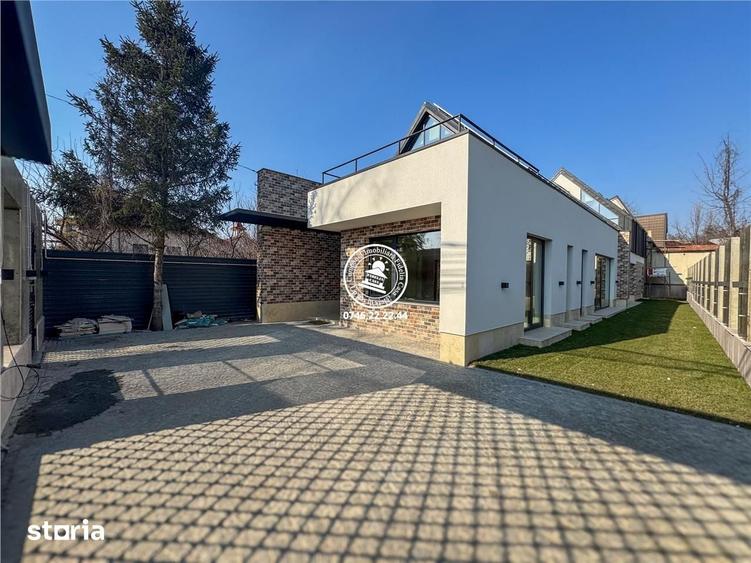 Casă cu 4 camere cu Teren 370 Mp în Tătărași