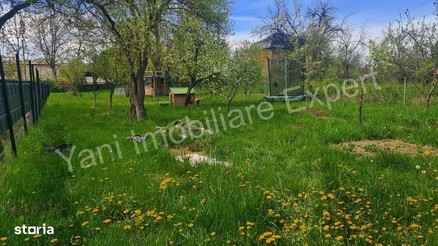 Casă cu 3 camere cu Teren 1197 Mp în Central