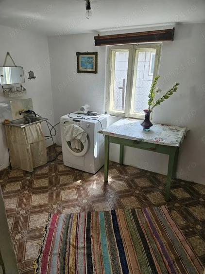 Casă cu 5 camere în Potoceni