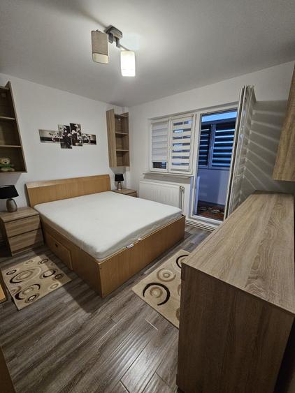 Apartament 3 camere decomandat, renovat - 1