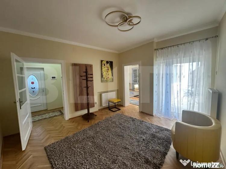 Apartament cu 4 camere decomandat în Titulescu