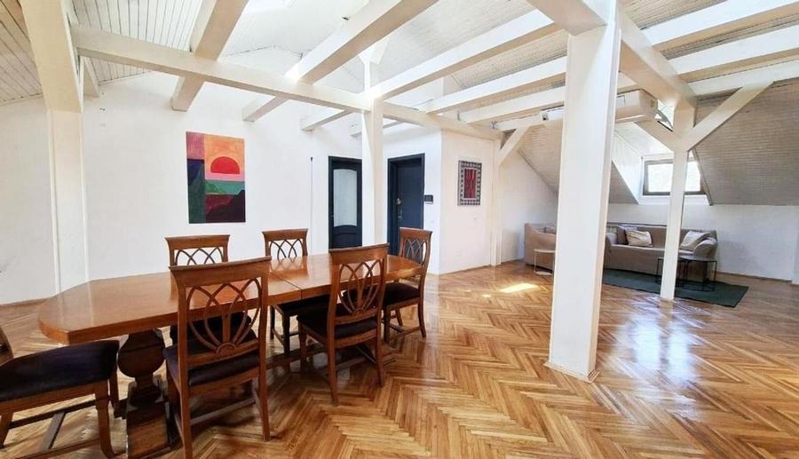 Apartament cu 3 camere decomandat, mobilat în Floreasca