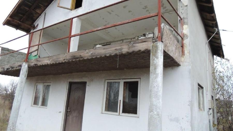 Casă individuală cu 3 camere cu Teren 300 Mp în Crevedia