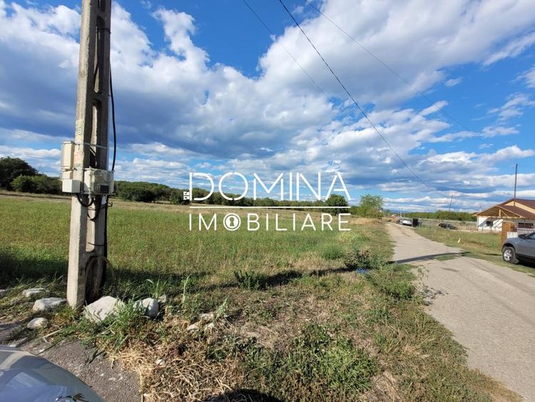 Teren Construcții intravilan de 2593 mp, în Exterior Vest