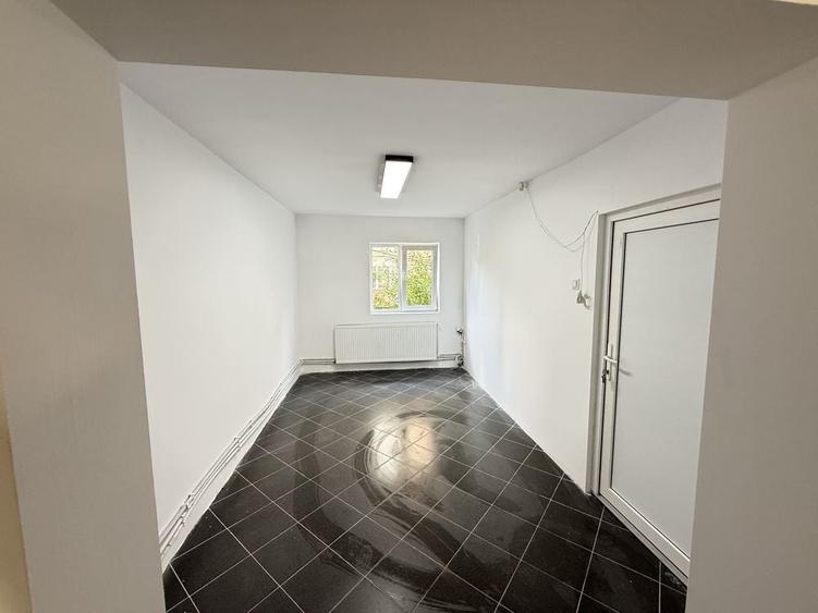 Spațiu comercial, de 70 mp, în Central
