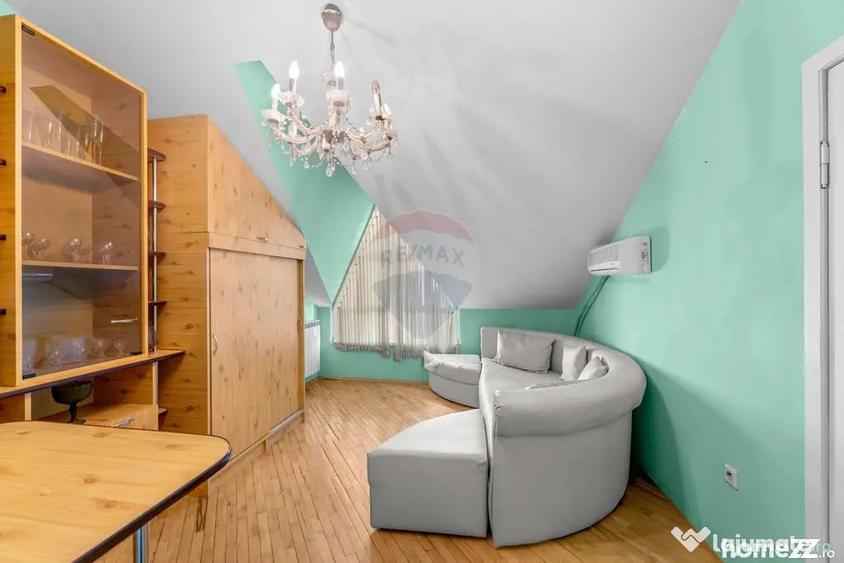Casă cu 3 camere cu Teren 320 Mp în Intim