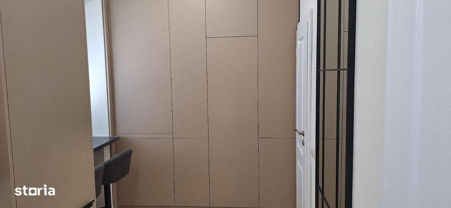 Prima inchiriere! Apartament cu 2 camere, ultrafinisat, Centru! - 2
