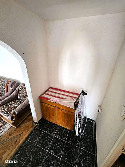 Apartament 2 camere semidecomandat, Micro 16 Str. Universului nr. 8 - 10
