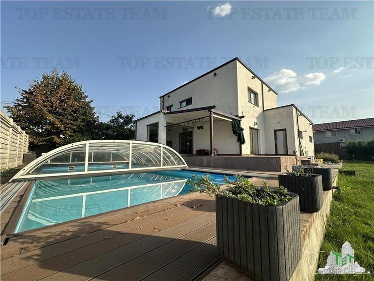 Casă individuală cu 4 camere cu Canalizare în Dragomirești-Deal