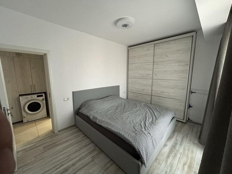 Apartament cu 2 camere decomandat în Palazu Mare