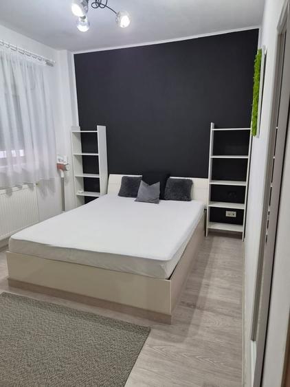 Apartament cu 2 camere decomandat, mobilat în Aradului