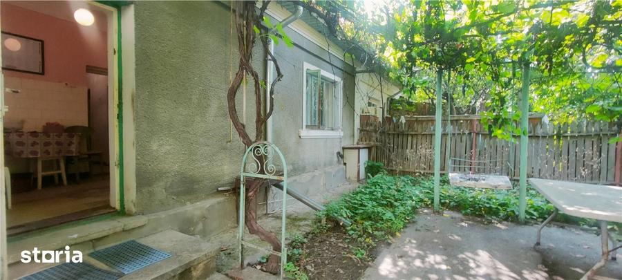 Casă cu 2 camere cu Teren 377 Mp în Gară