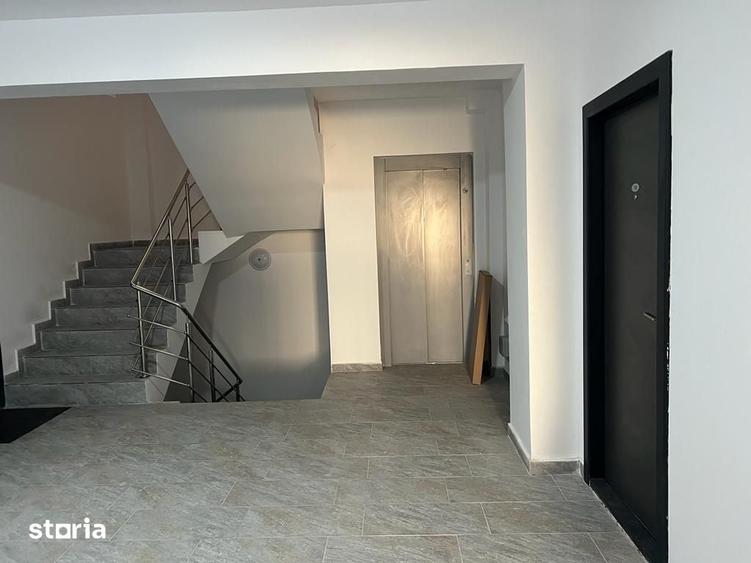 Apartament cu 2 camere decomandat în Micro 9