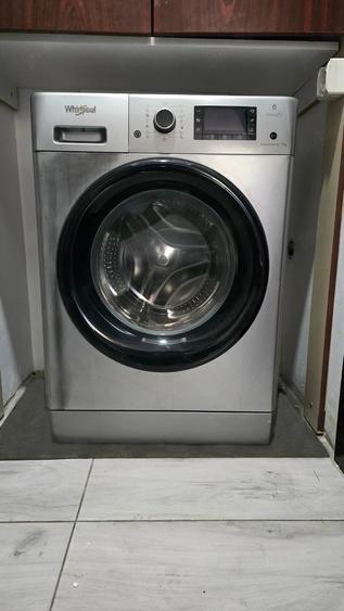 Apartament cu 2 camere decomandat în B-dul București