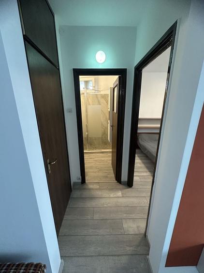 Apartament cu 2 camere semidecomandat în 1 Mai