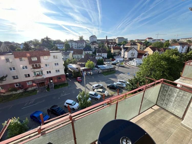 Apartament 4 camere zona Strand - 3
