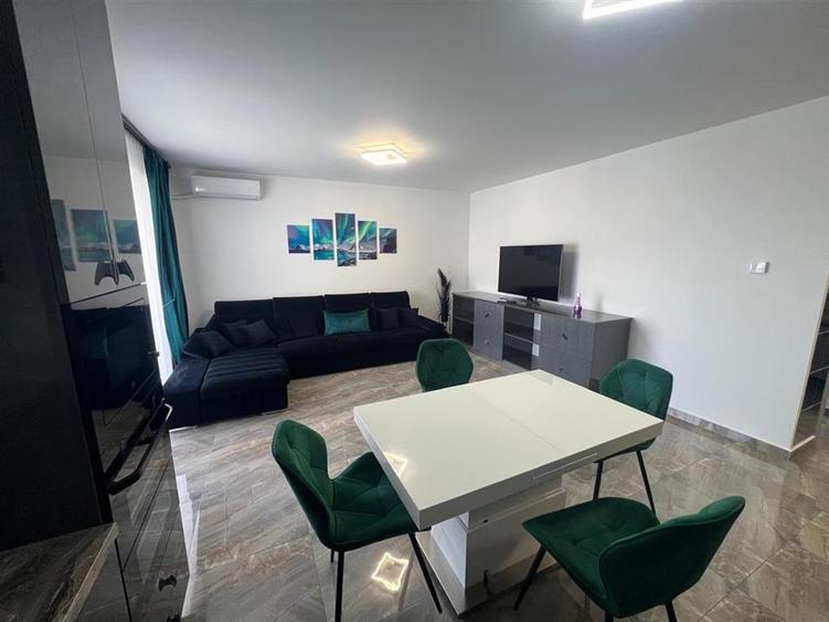 Apartament cu 3 camere nedecomandat în Iosia