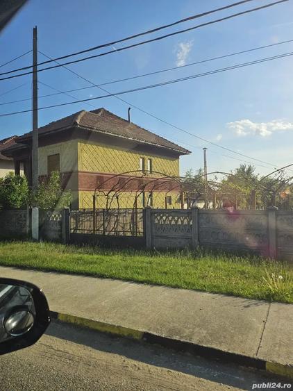 Casă cu 6 camere cu Teren 3000 Mp în Tismana