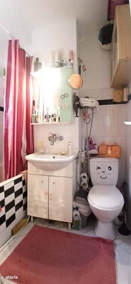 Apartament cu 3 camere decomandat în Micro 15