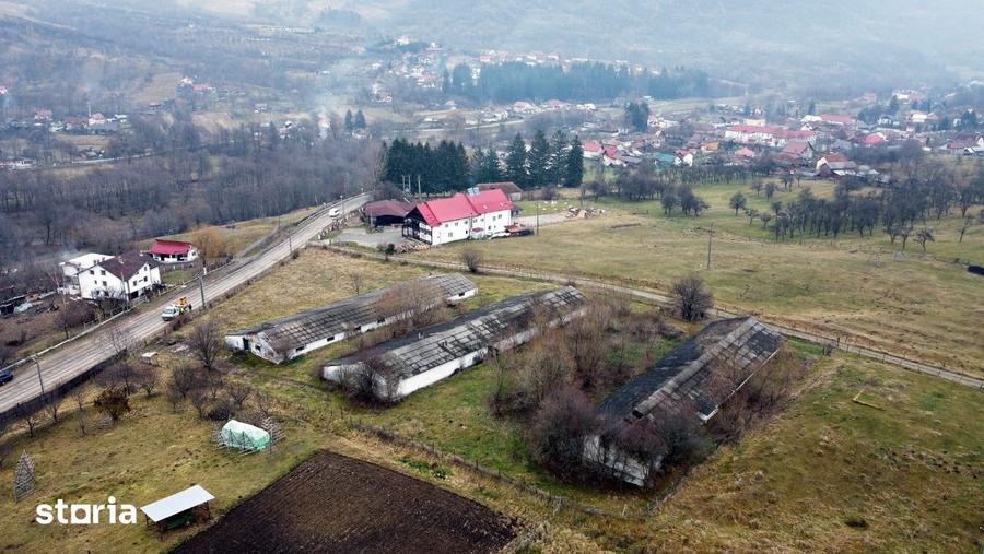 Teren de 8574 mp, în Corbeni