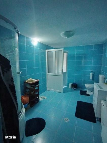 Casă cu 5 camere cu Teren 590 Mp în Bucovăț
