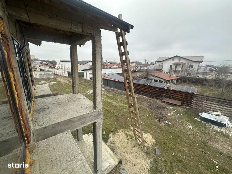 Casă cu 4 camere cu Teren 242 Mp în Ștefăneștii de Jos
