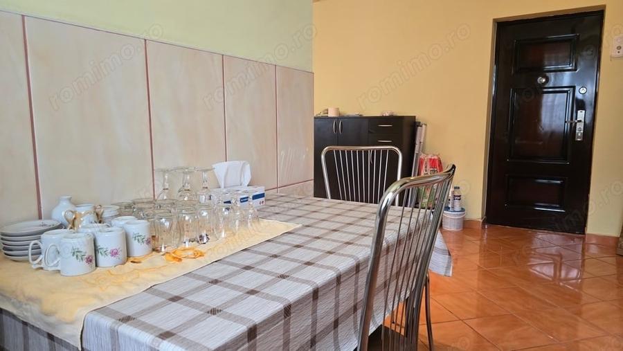 Apartament cu 2 camere nedecomandat în Ultracentral