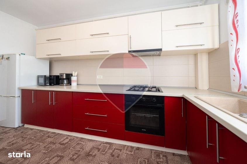 Apartament cu 2 camere decomandat în IAR