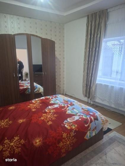 Casă cu 4 camere în Fundeni