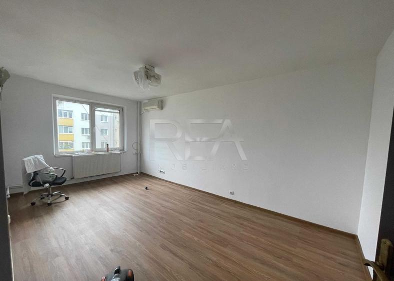 Apartament cu 3 camere decomandat, mobilat în Mărgeanului — fotografia 1