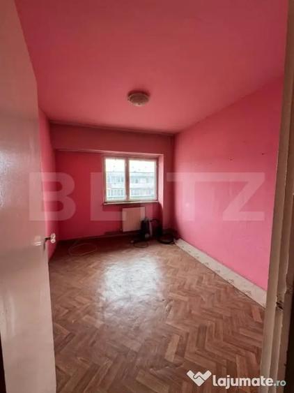 Apartament cu 3 camere decomandat în Turda