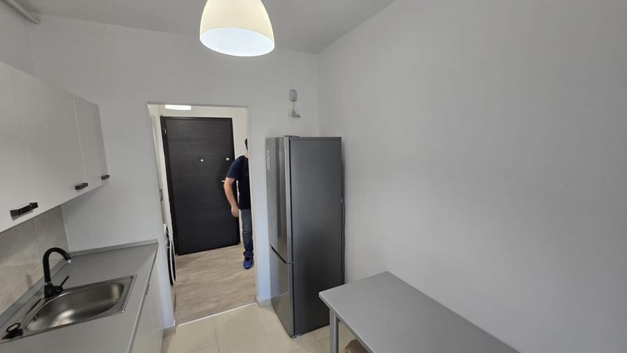 Garsonieră decomandată, mobilată în Lujerului