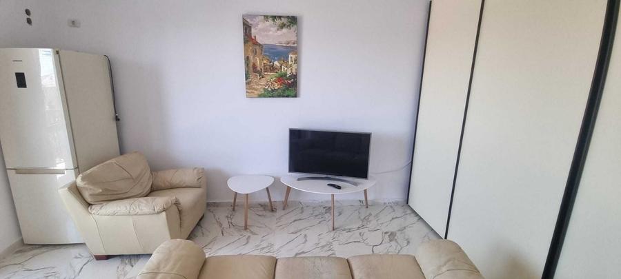 Apartament cu 2 camere decomandat în Dobroești