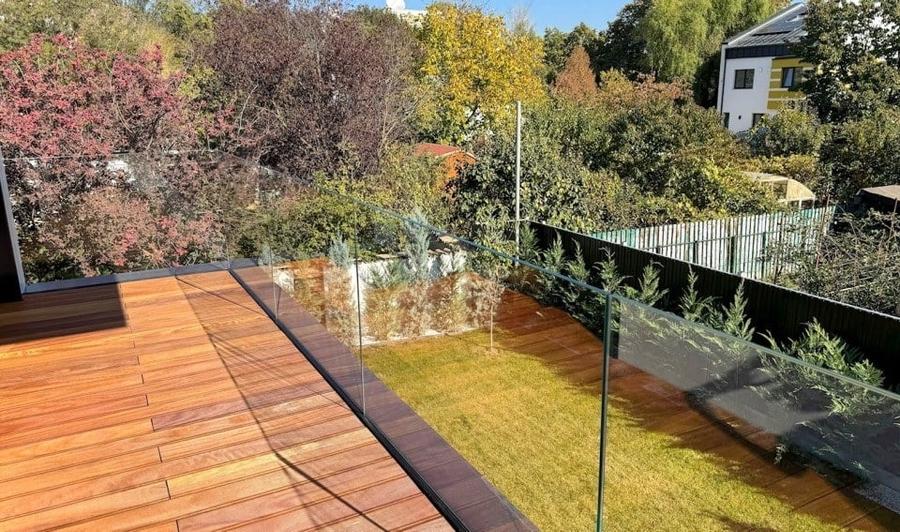 Casă cu 4 camere cu Teren 535 Mp în Băneasa