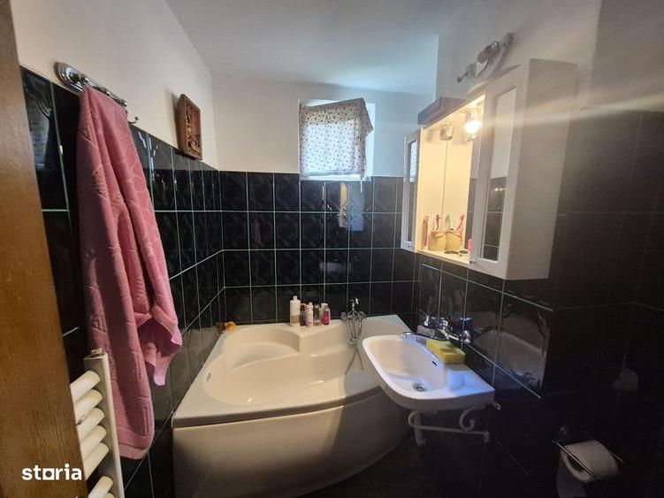 Apartament cu 3 camere în Precista
