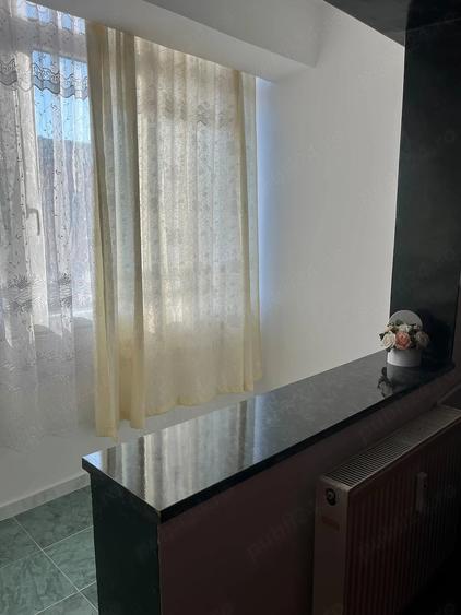 Apartament cu 2 camere semidecomandat în Polivalentă