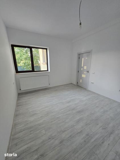 Casă cu 3 camere cu Teren 250 Mp în Central