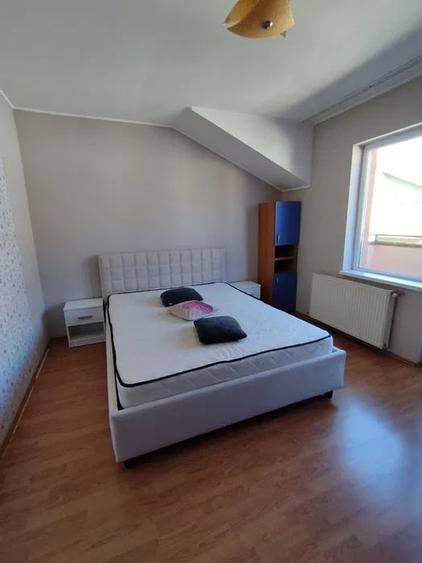 Apartament cu 2 camere semidecomandat, mobilat în Florești — fotografia 3