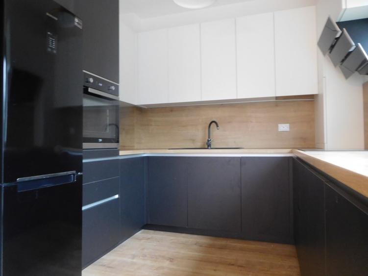 Duplex cu 4 camere cu Canalizare în Borhanci